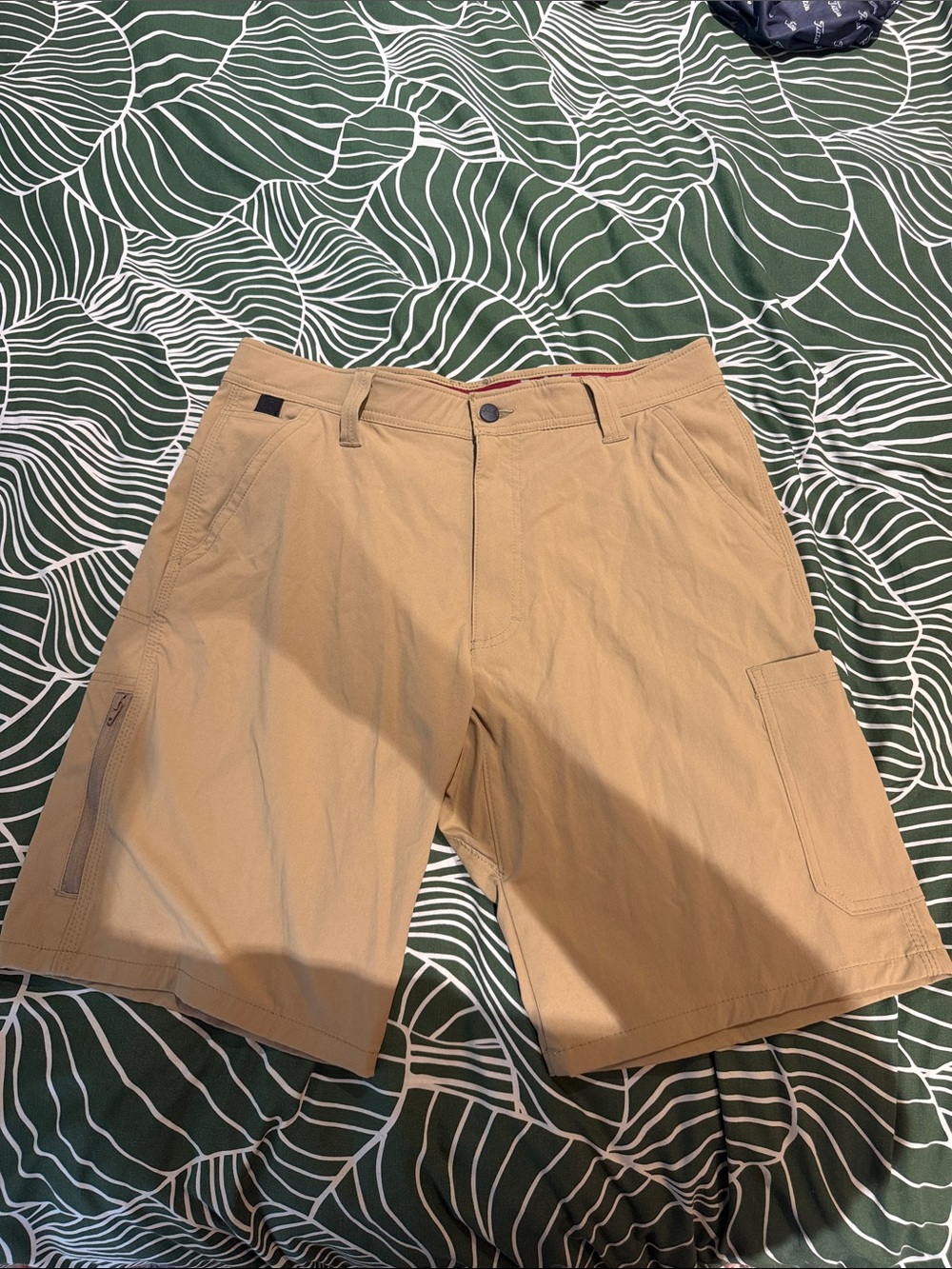 Wrangler Men's Khaki Cargo Shorts - Tan Utility Style